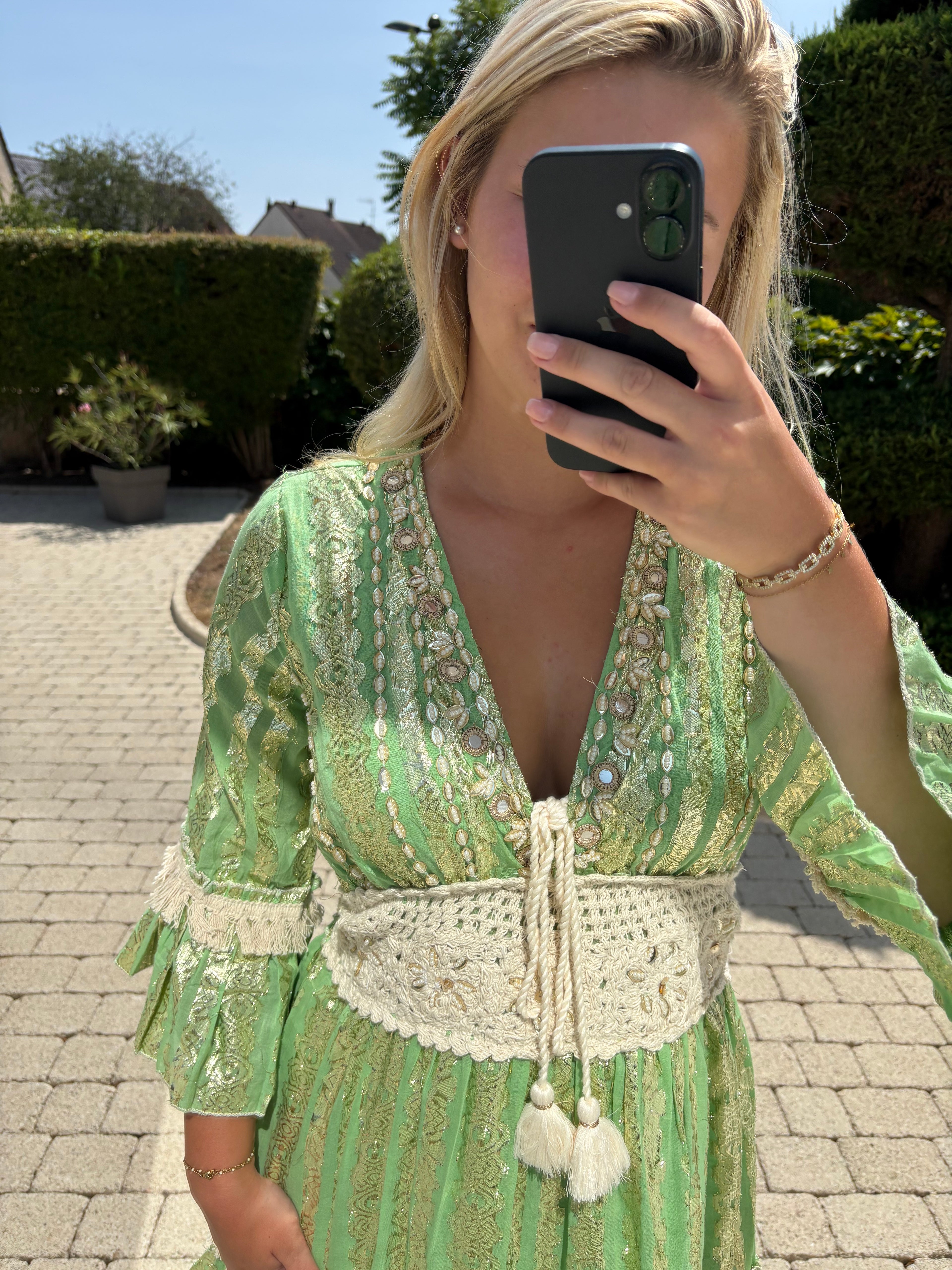 Robe Rose
